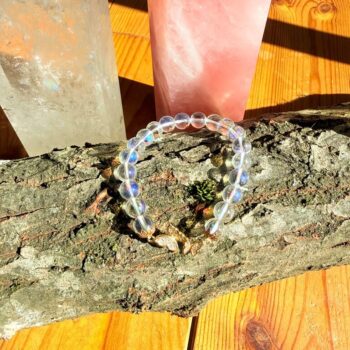 AQUA MOTÝĽ – náramok z minerálu aqua aura krištáľ